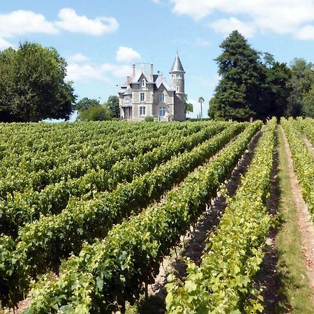 Chateau Breduriere Acomodação com café da manhã Moutiers-sur-le-Lay Exterior foto